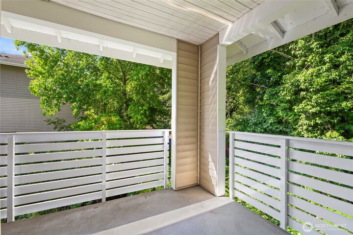 Property Photo: 801 Rainier Avenue N E325 WA 98057