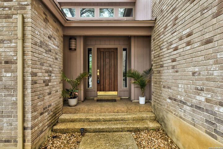 Property Photo: 1647 Vista Del Monte TX 78216