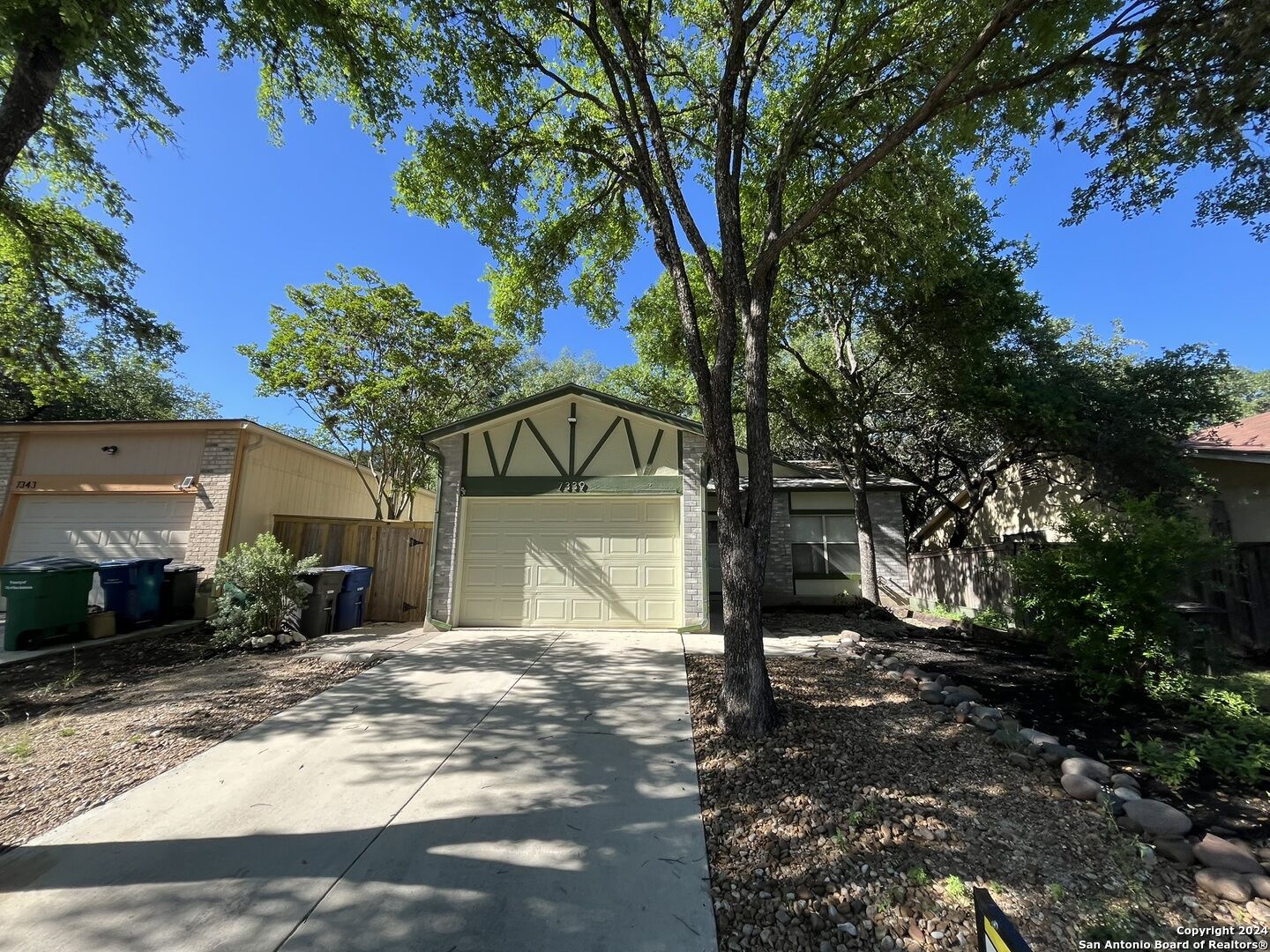 Property Photo: 7339 Hunters Land TX 78249