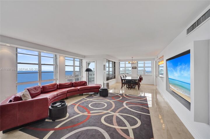 Property Photo:  5660 Collins Ave 20B  FL 33140 