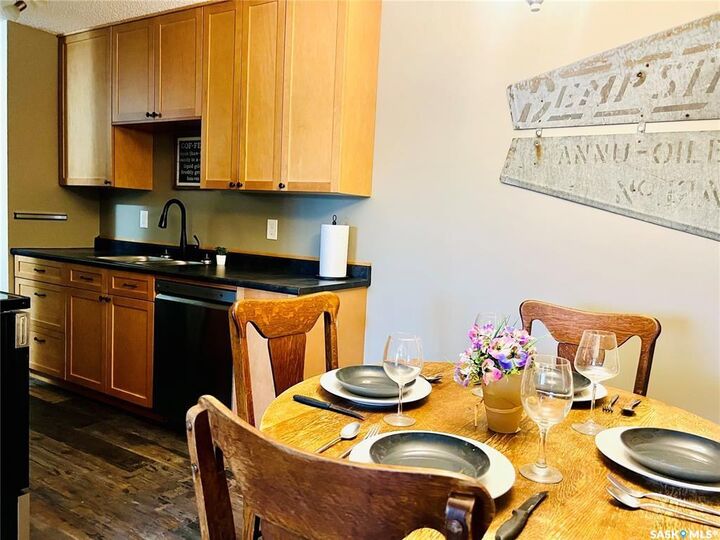 Property Photo: 1140 9th Avenue NE 308 SK S9H 2S9