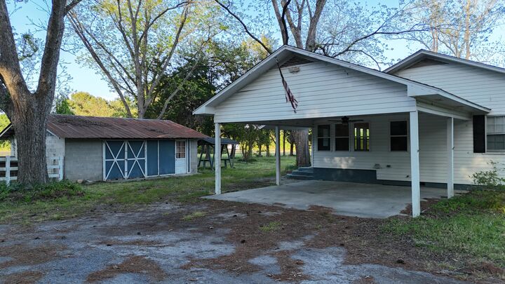 Property Photo: 9439 Charleston Highway SC 29018