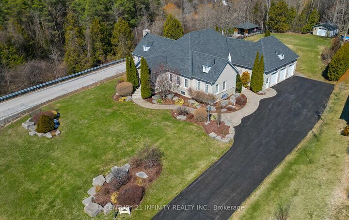 Property Photo:  1501 Kodiak Street  ON L1Y 1A8 