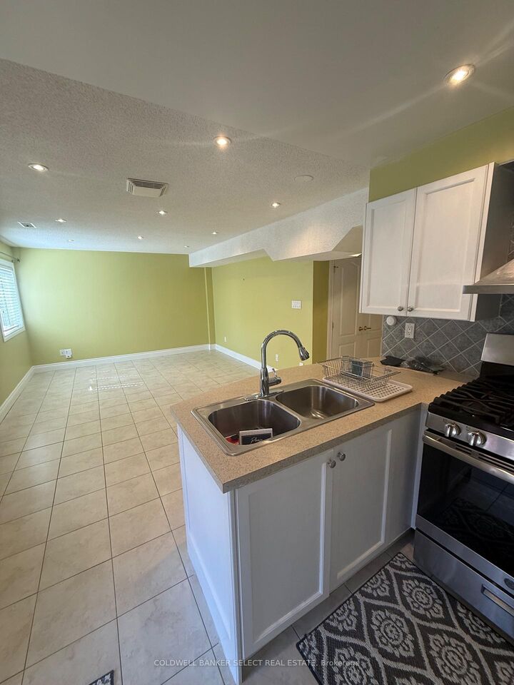 Property Photo: 13 Gray Park Drive Lower ON L7E 2N3