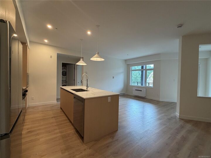Property Photo: 2000 West Park Lane 401 BC V9B 3R7
