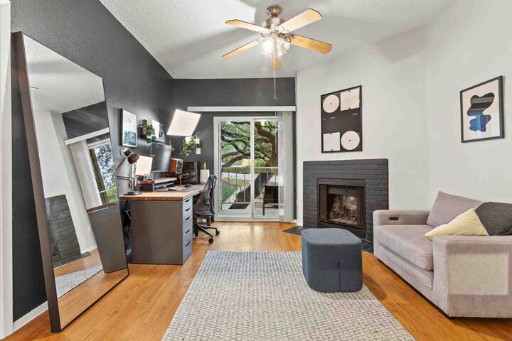 Property Photo:  114 E 31st Street 207  TX 78705 