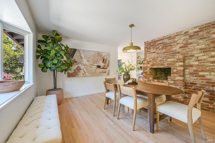 Property Photo:  195 Edgewood Avenue  CA 94941 