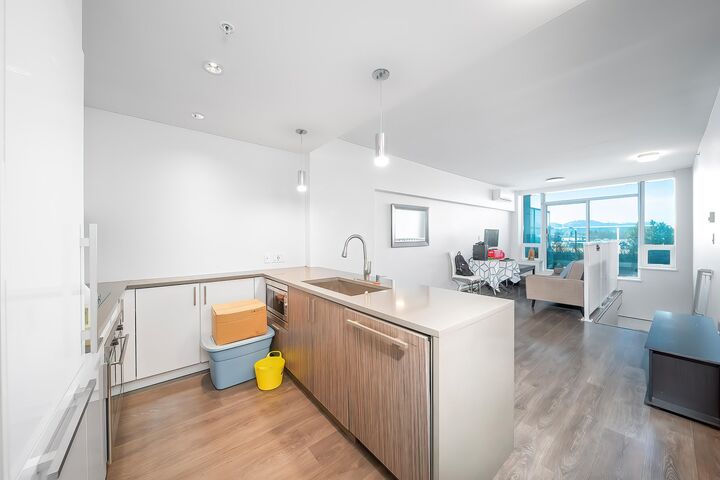 Property Photo: 5599 Cooney Road 515 BC V6X 0N8