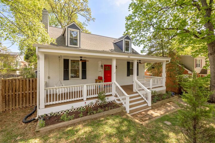 Property Photo:  3131 Park Way  MD 20785 