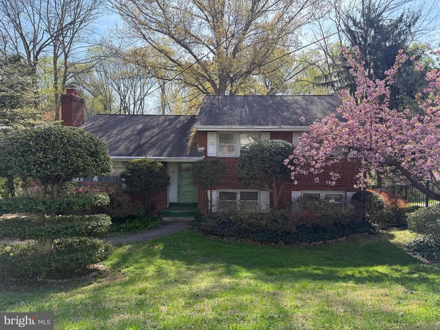 Property Photo:  1107 Dead Run Drive  VA 22101 