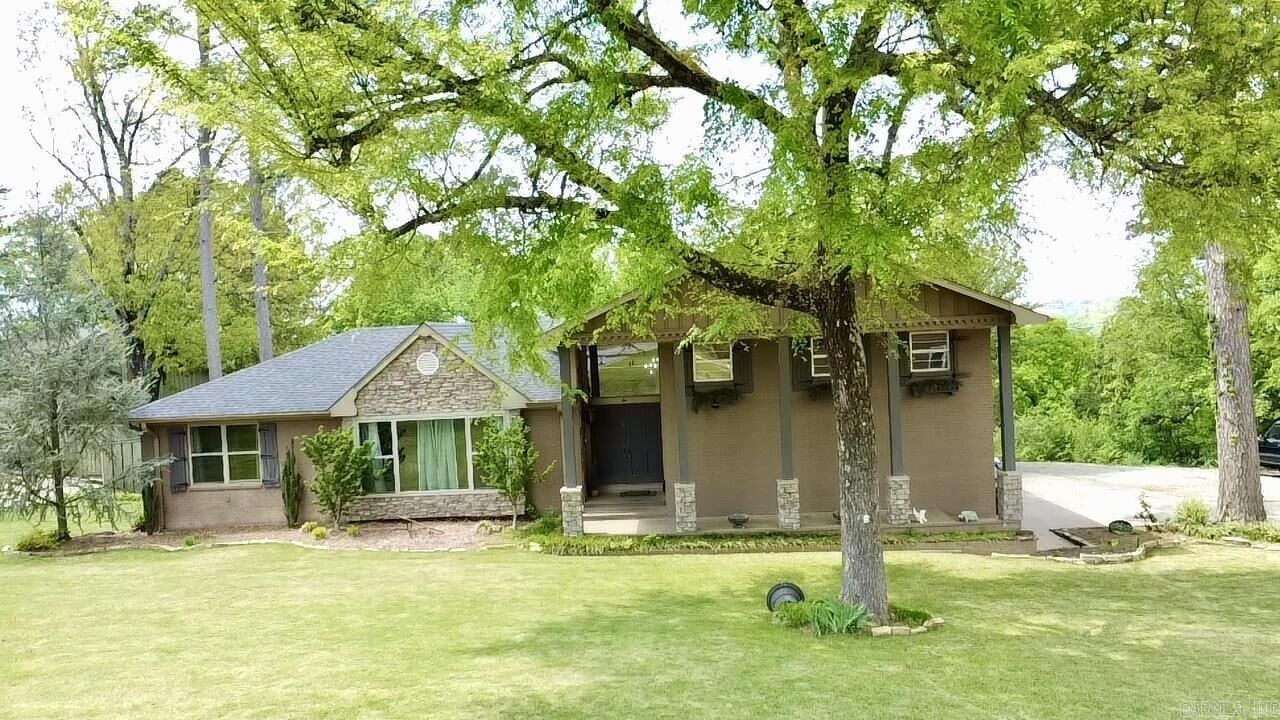 Property Photo:  2 Briarwood Ln  AR 72830 