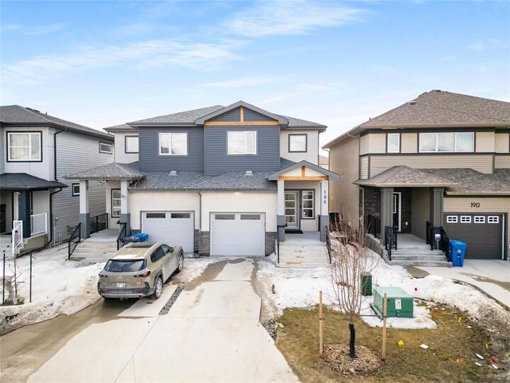 Property Photo:  186 Rowntree Avenue  MB R3Y 0Z2 
