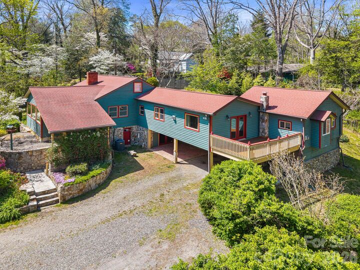 Property Photo:  114 Walker Street  NC 28711 