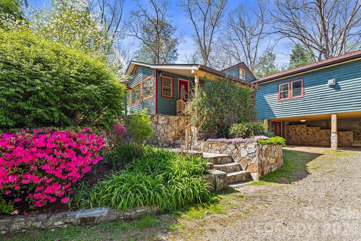 Property Photo:  114 Walker Street  NC 28711 