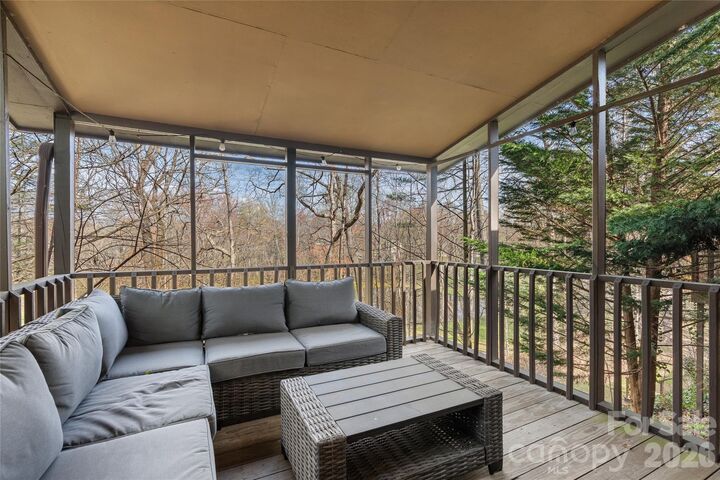 Property Photo:  91 Timberlane Drive  NC 28726 