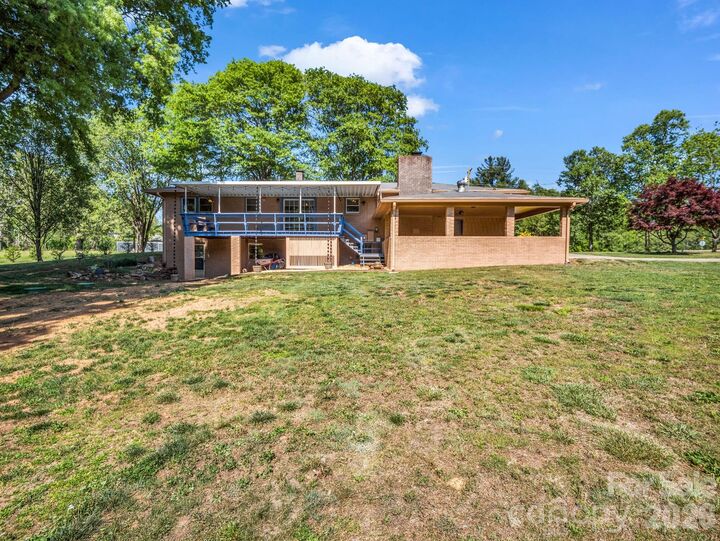 Property Photo:  2521 Cat Square Road  NC 28168 