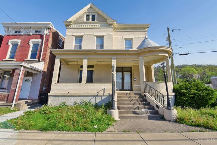 Property Photo:  1712 Queen City Avenue  OH 45214 