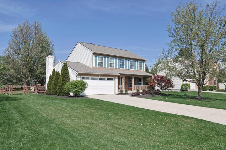 Property Photo:  9869 Cedar Knoll Drive  OH 45040 