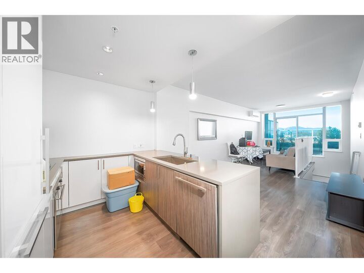 Property Photo:  5599 Cooney Road 515  BC V6X 0N8 