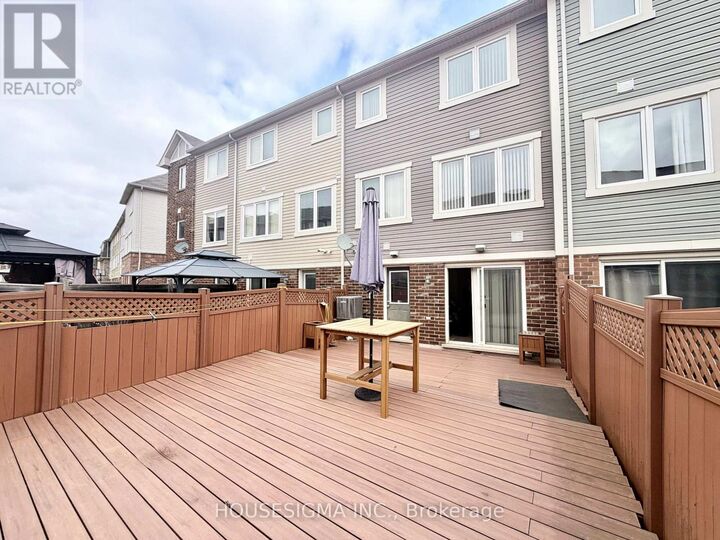 Property Photo:  92 Lathbury Street  ON L7A 0R8 