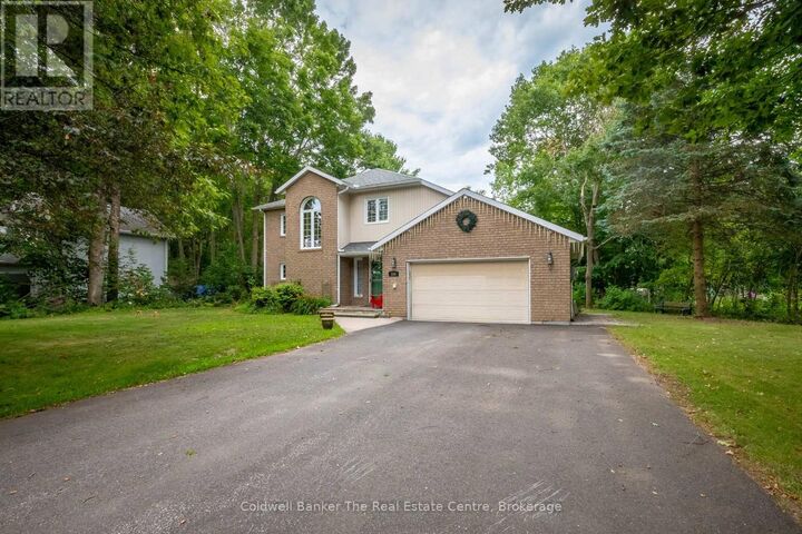 Property Photo: 110 Forest Glen Drive ON P1P 1A1