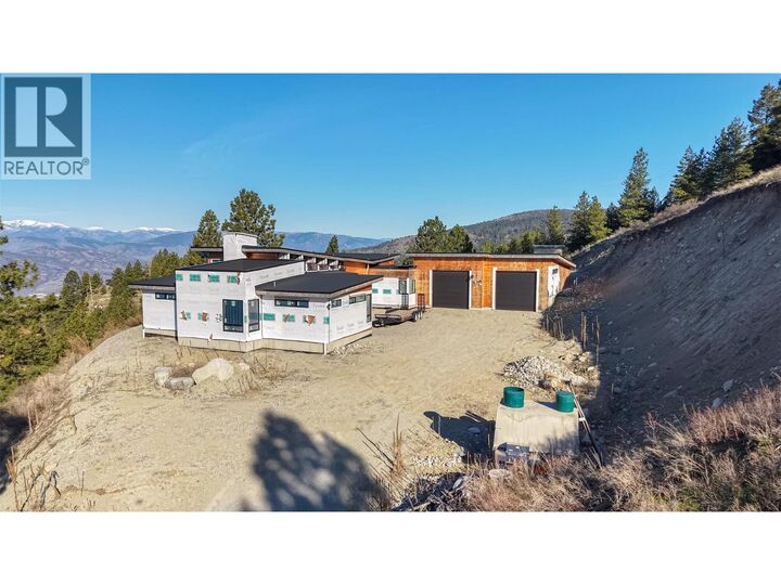 Property Photo: 475 Sasquatch Trail BC V0H 1V6