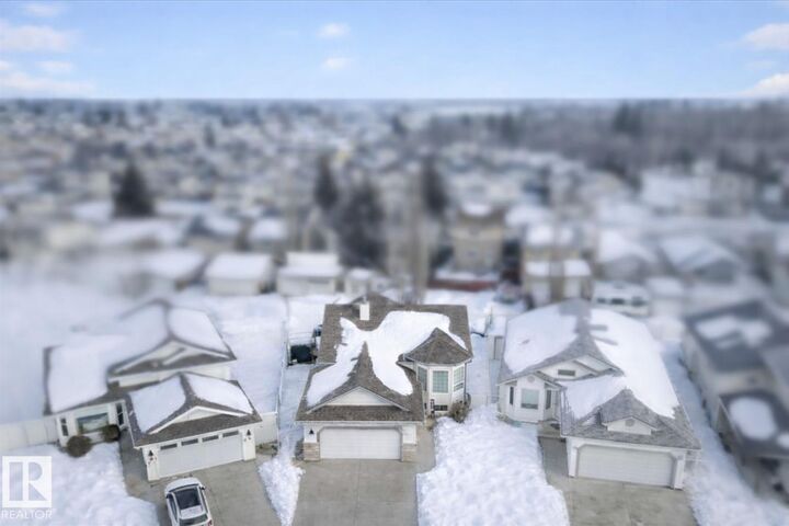 Property Photo:  3947 52 Street  AB T0A 1N0 