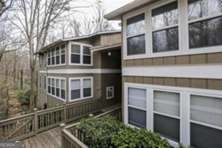 Property Photo: 5151 Roswell Road 7 GA 30342