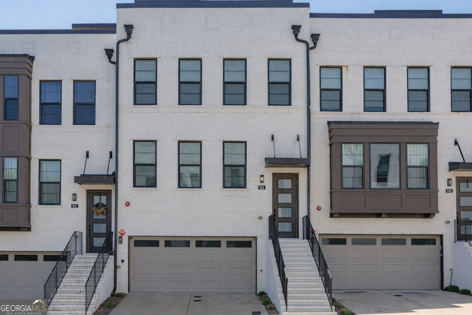 Property Photo:  824 Stone Ridge Lane  GA 30324 