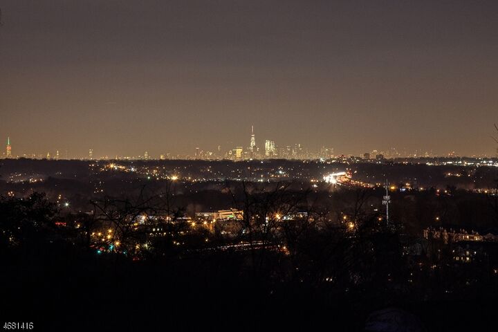 Property Photo: 11 Argyle Ct NJ 07901