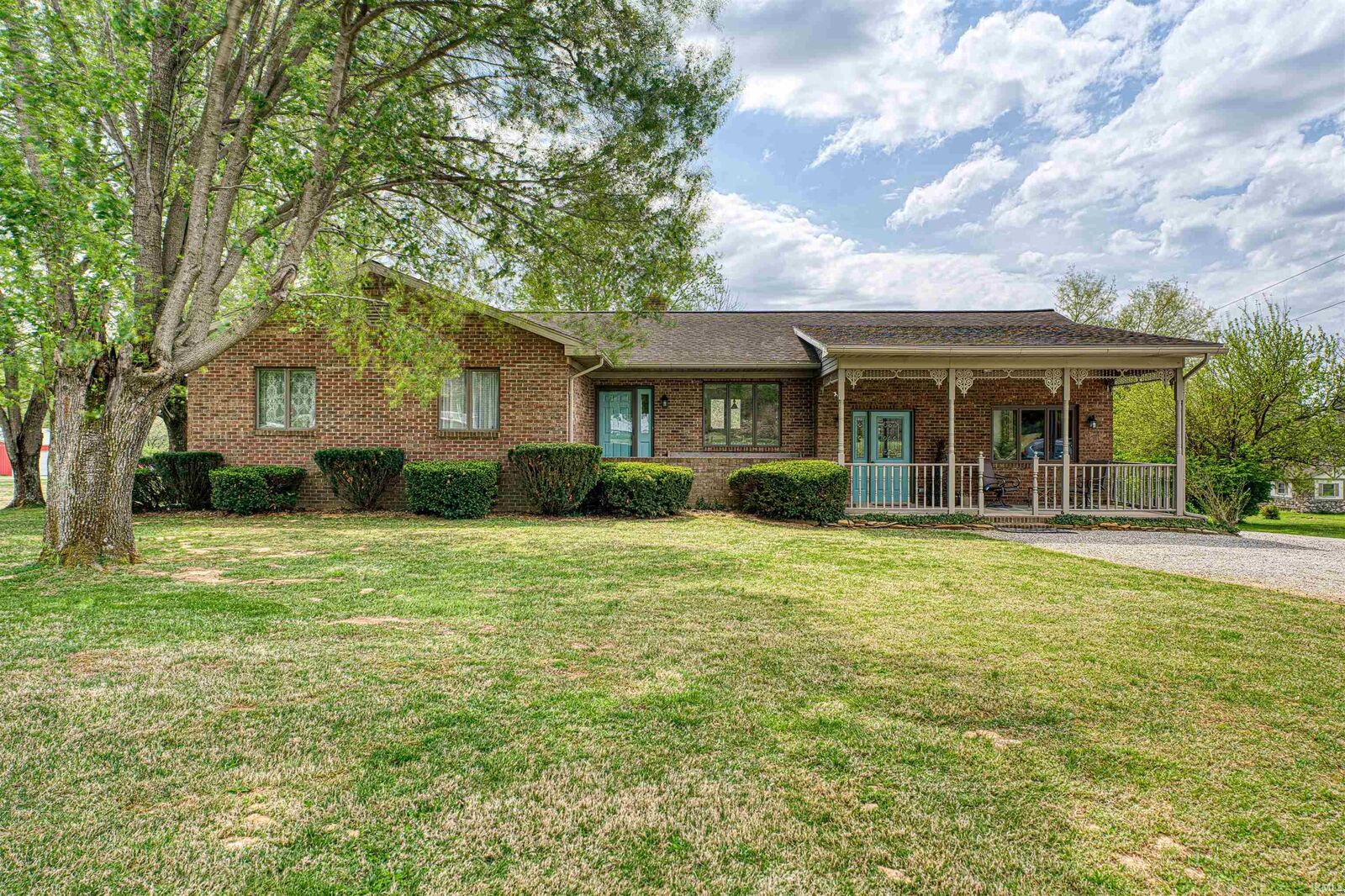 Property Photo:  1899 W Kelly Road  IN 47601 