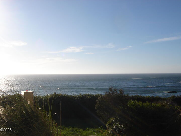Property Photo:  301 Otter Crest Dr Unit #124 & 125 Bld B  OR 97369 