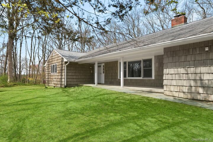 Property Photo:  1610 Croton Lake Road  NY 10598 