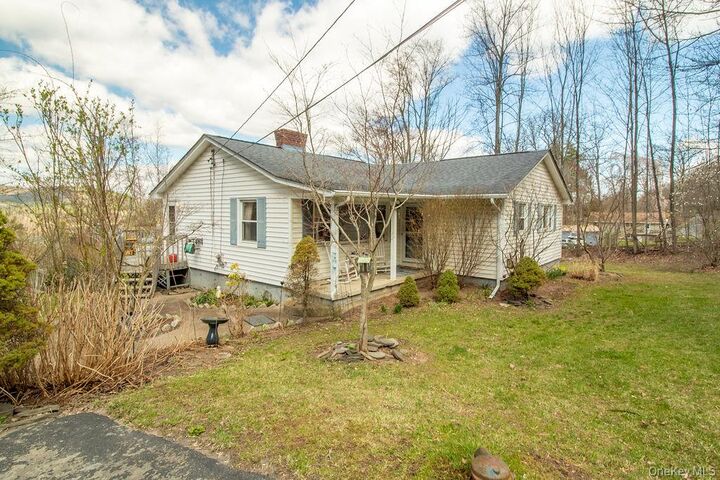 Property Photo:  4 Old Plank Road  NY 12428 