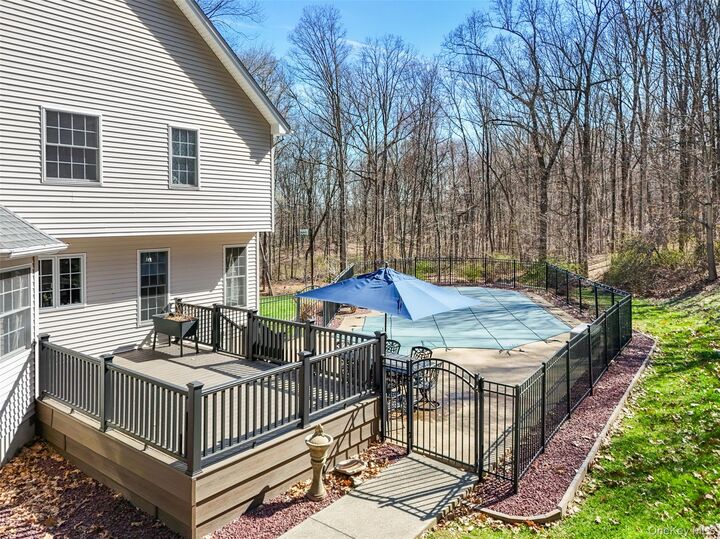 Property Photo:  32 Robinson Lane  NY 12590 