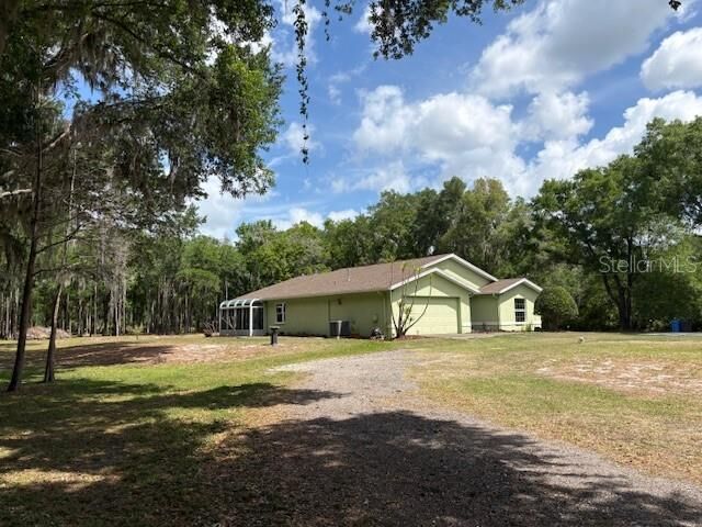 Property Photo: 5400 Bruton Road FL 33565