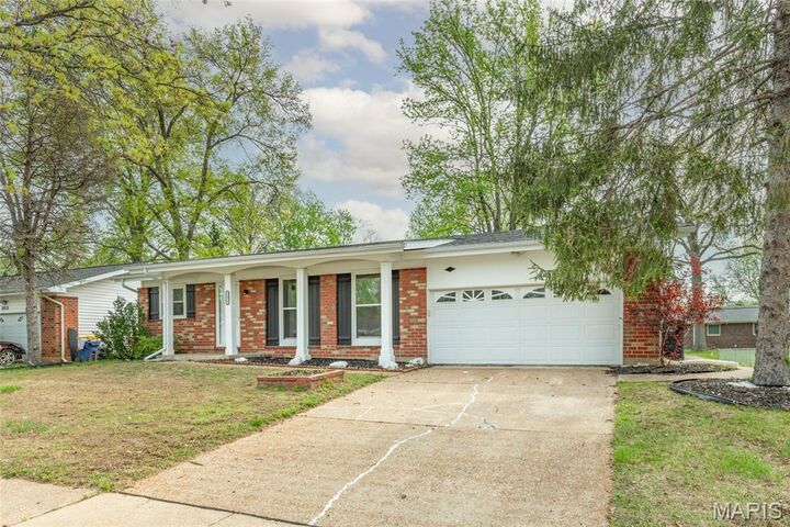 Property Photo:  11962 Nero Drive  MO 63033 