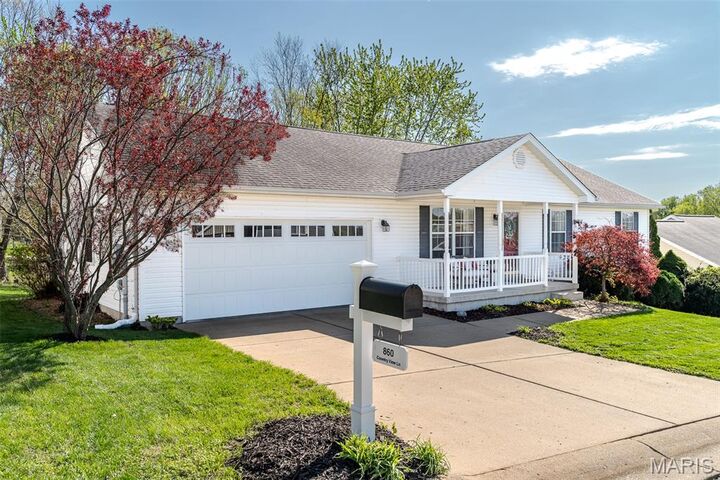 Property Photo:  860 Country View Lane  MO 63357 