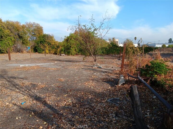 Property Photo:  320 S G  CA 92410 