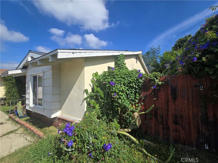 Property Photo:  513 Madison Avenue  CA 92870 