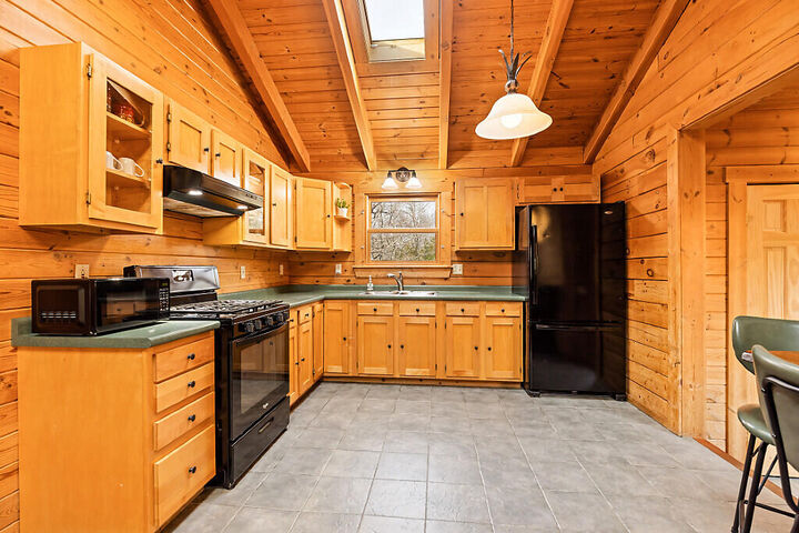 Property Photo:  14 Beech Ridge Road  ME 04342 