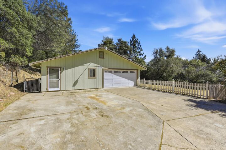 Property Photo: 1785 Zia Road CA 95667