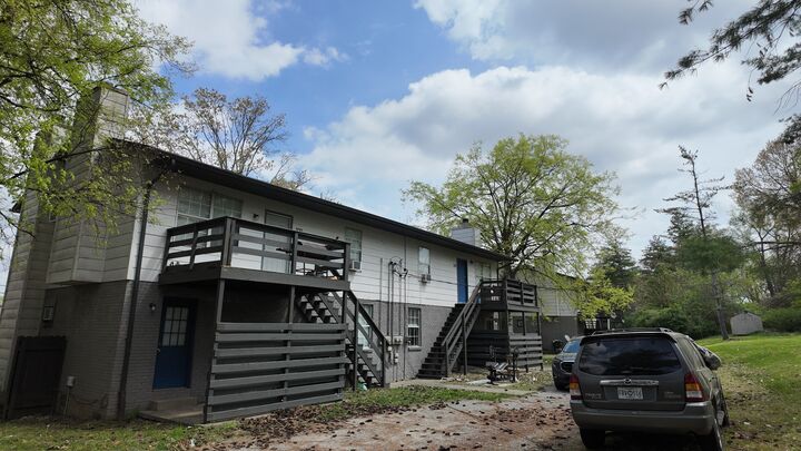 Property Photo: 200A E Palestine Ave TN 37115