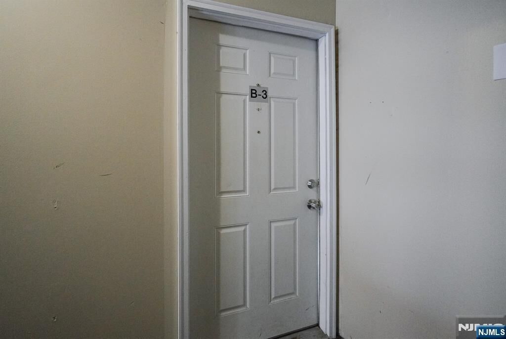 Property Photo:  600 N 6th  NJ 07107 