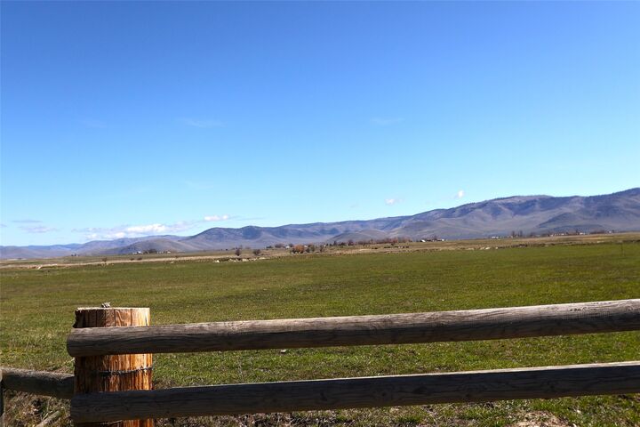 Property Photo:  190 Patton Road  MT 59848 