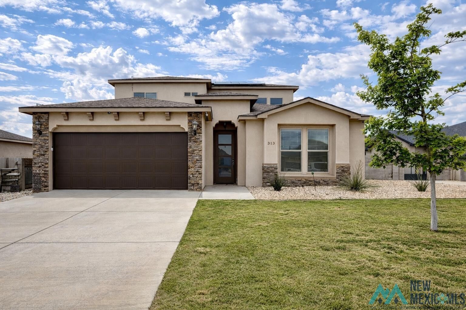 Property Photo:  313 Baler Ln Street  NM 88220 