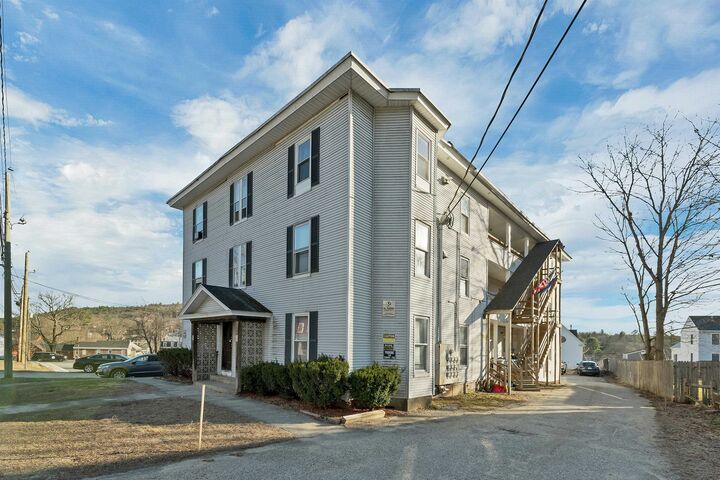 Property Photo:  25 School Street  NH 03222 