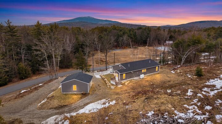 Property Photo: 54 Deacons Lane NH 03456