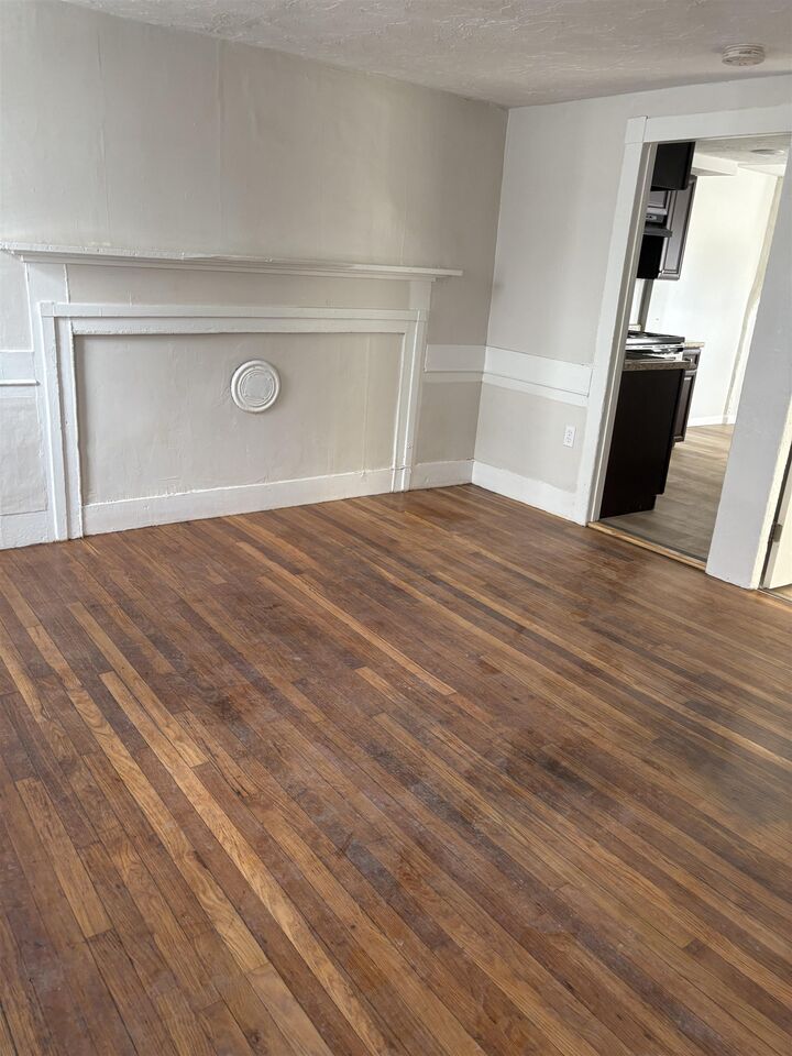 Property Photo:  7 Morrill Street  NH 03064 