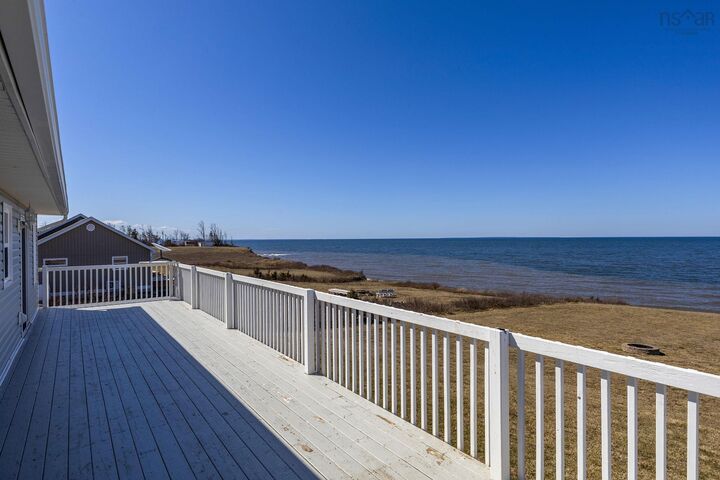 Property Photo: 22 Dawson Drive NS B0K 1G0